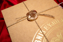 Load image into Gallery viewer, Old Bookstore notebook - Gift box.